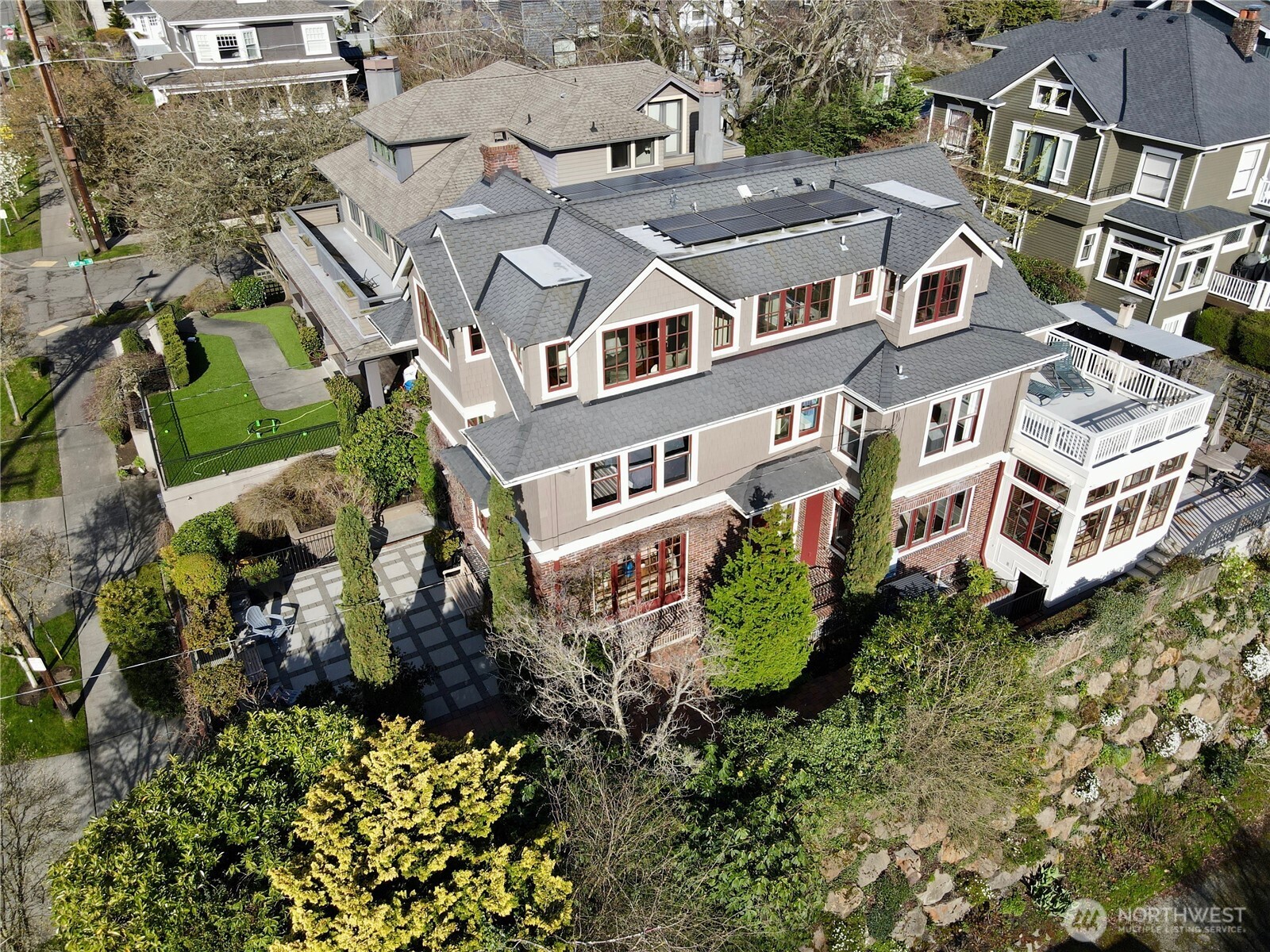 main property photo 39