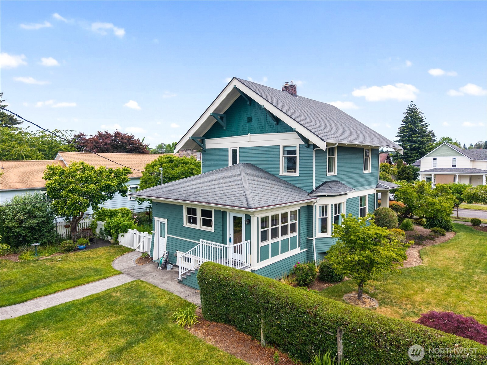 main property photo 20