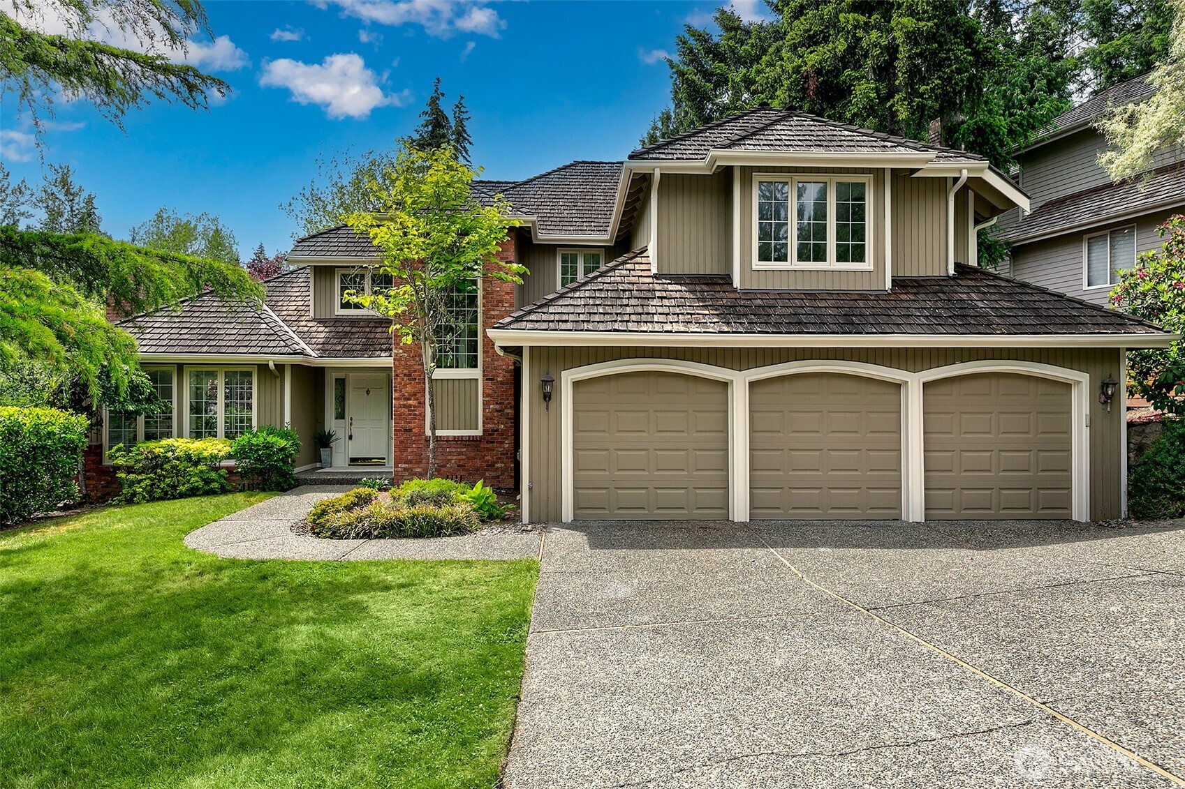 main property photo 0