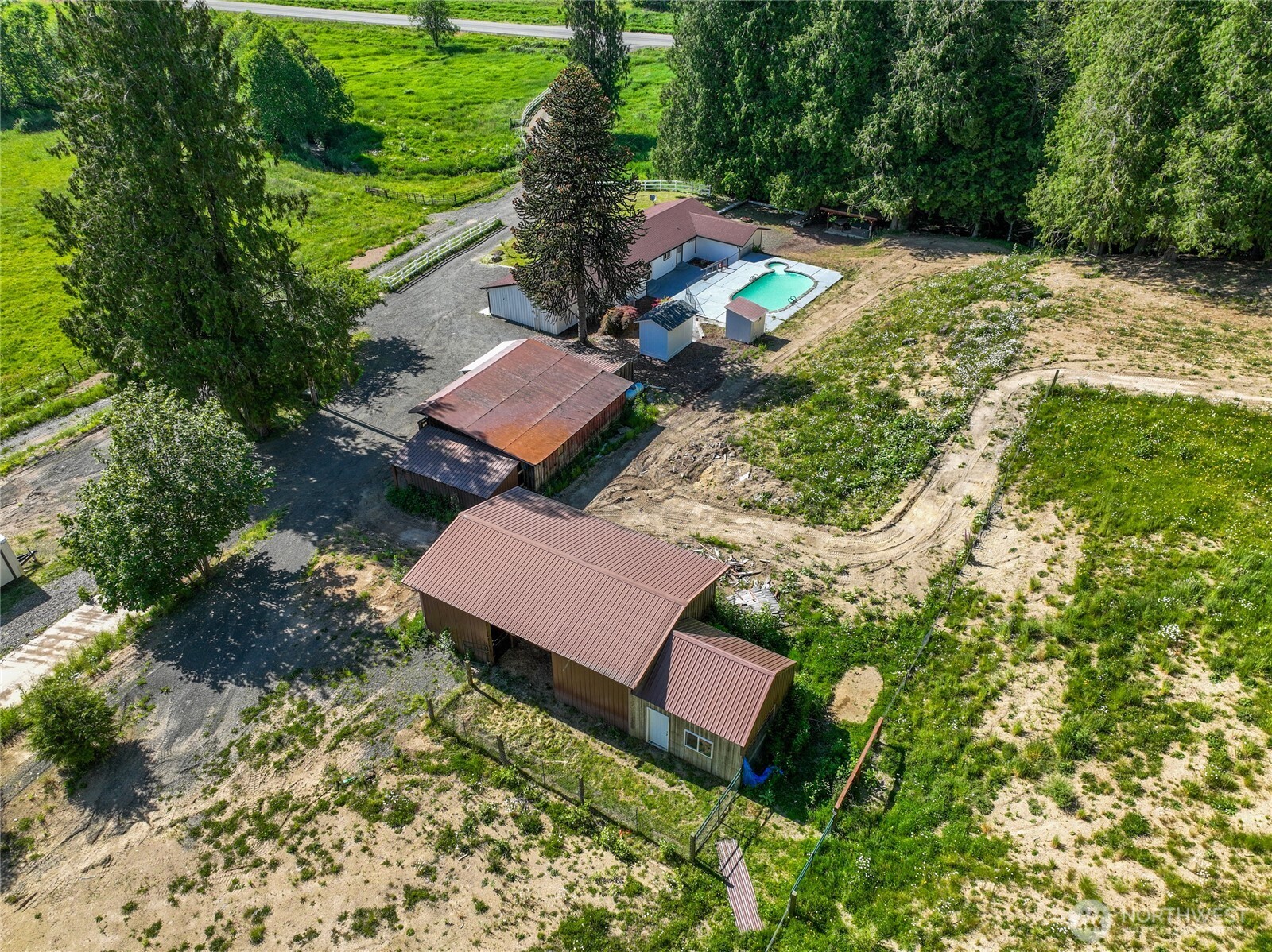 main property photo 2