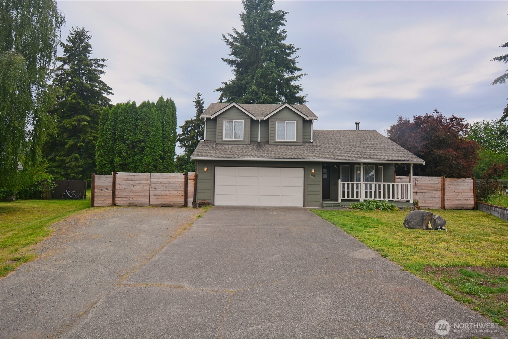 main property photo 0