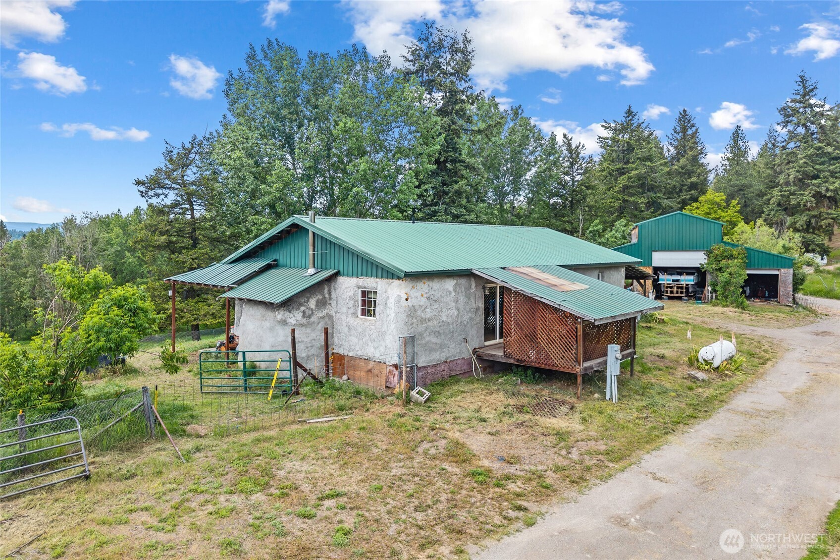 main property photo 2