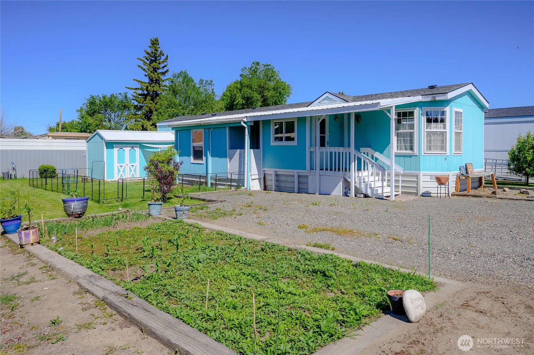 main property photo 0