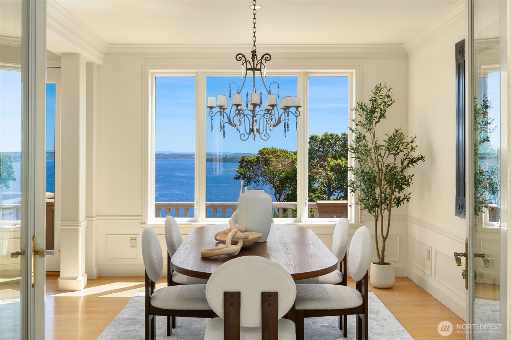 property viewer photo 10