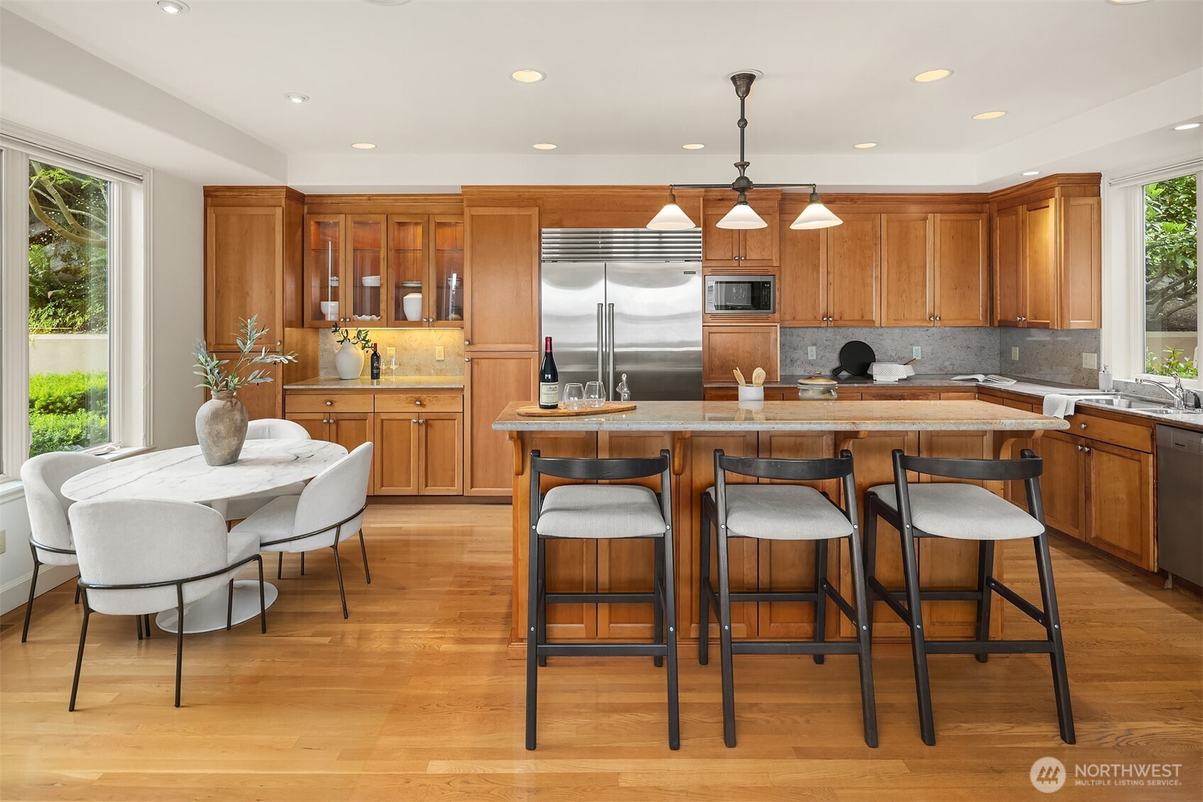 property viewer photo 14