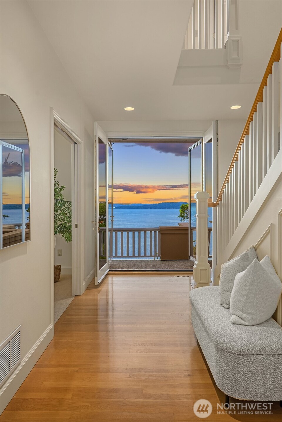 property viewer photo 18