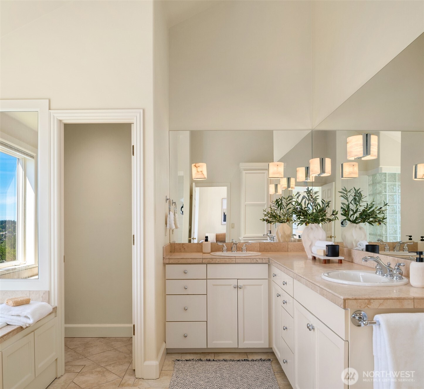 property viewer photo 23