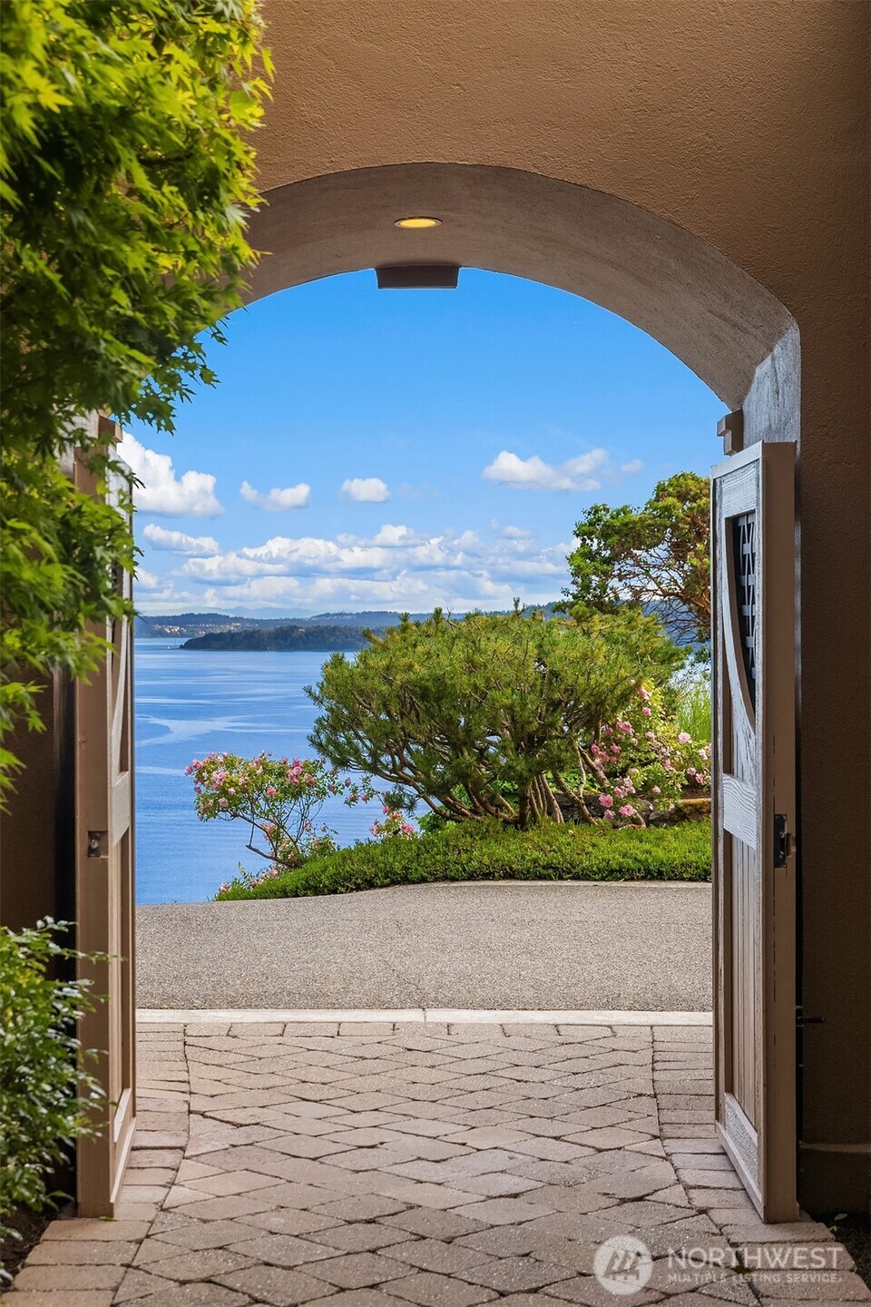 property viewer photo 31