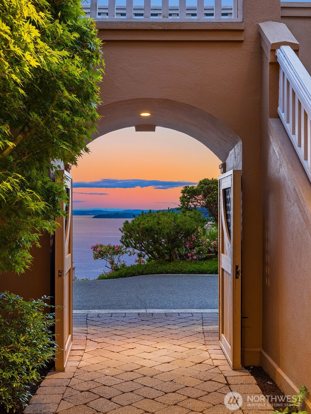property viewer photo 32