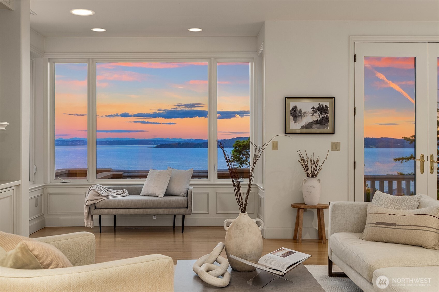 property viewer photo 6