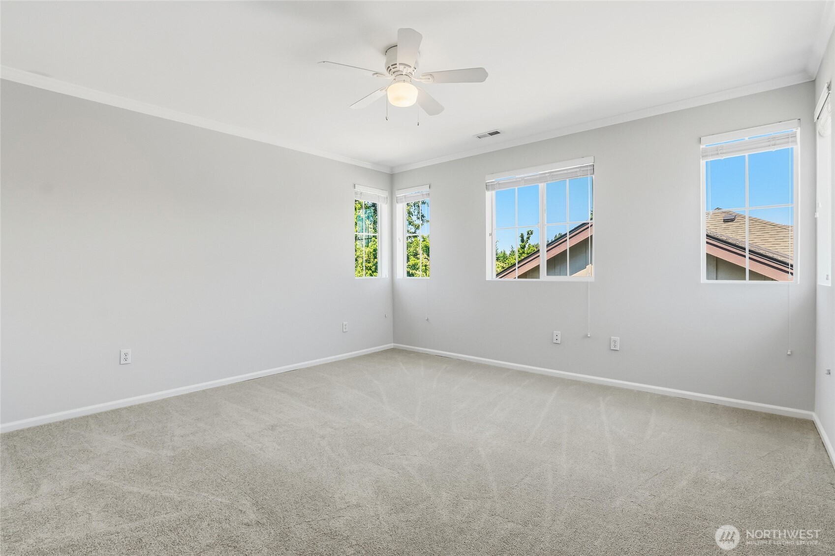 property viewer photo 19