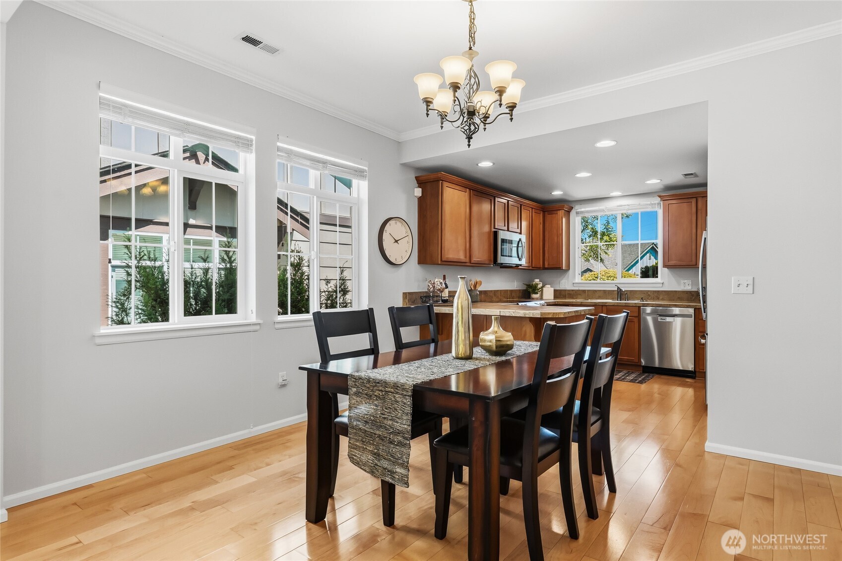 property viewer photo 6