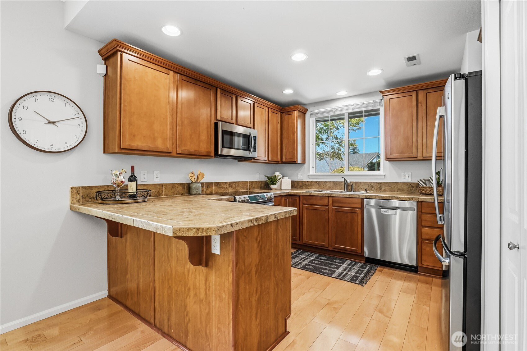 property viewer photo 7