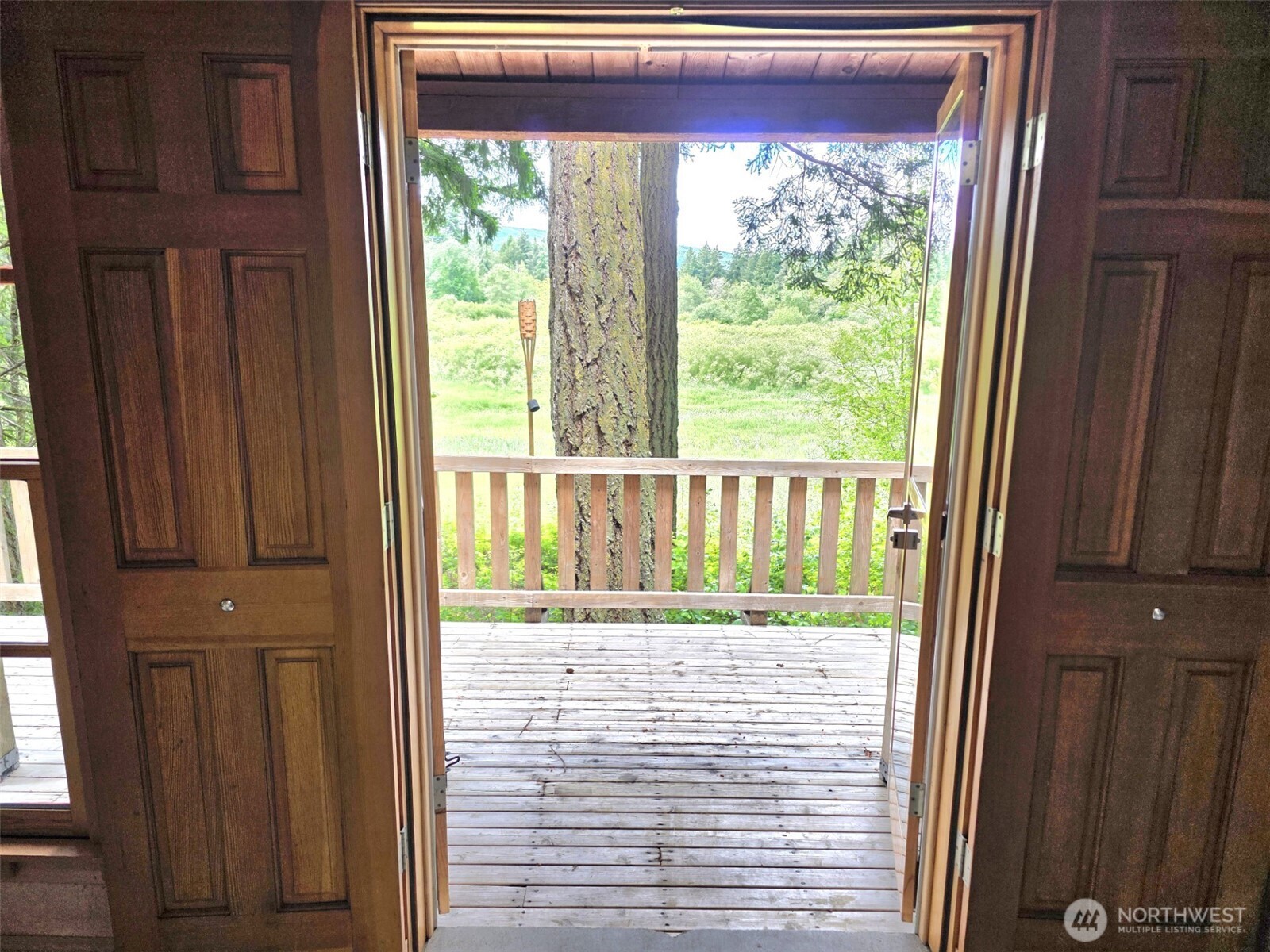 property viewer photo 16