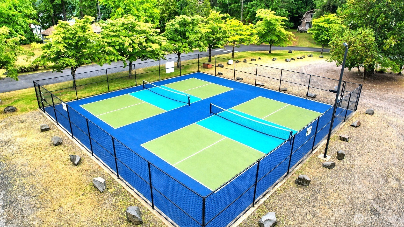 property viewer photo 33