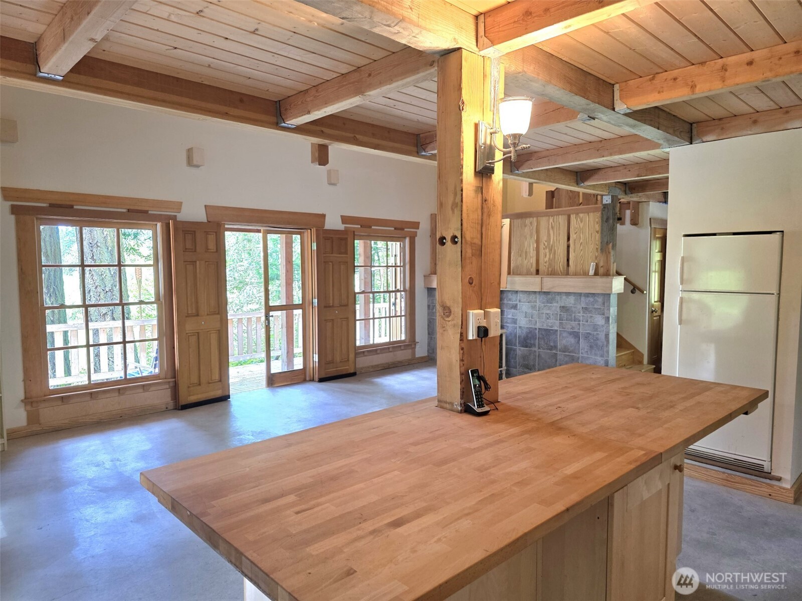property viewer photo 4