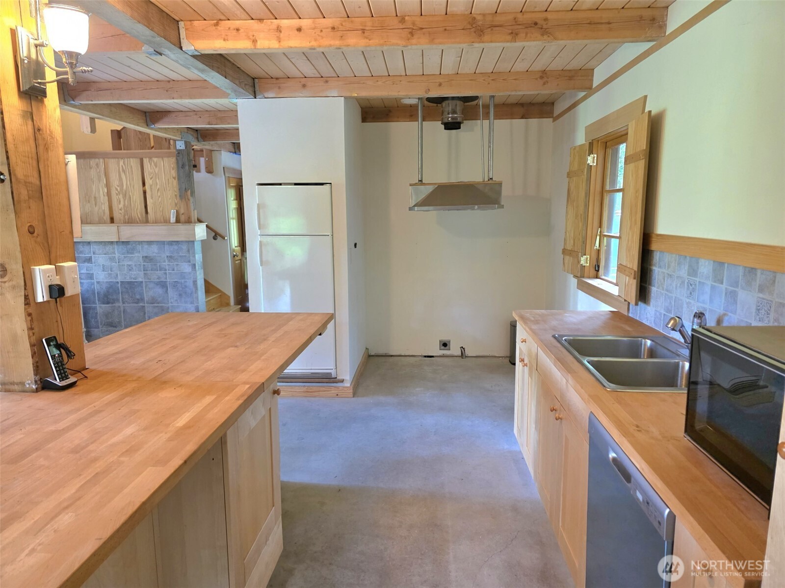 property viewer photo 6
