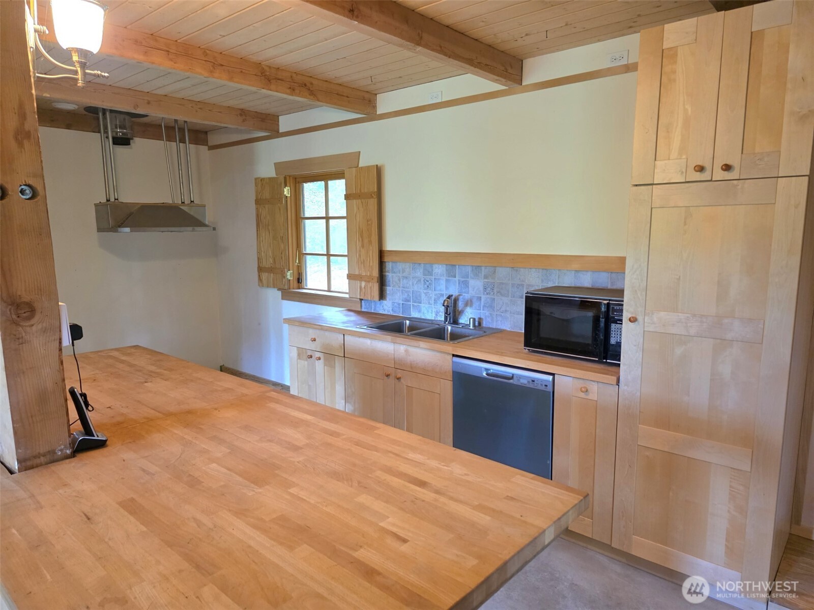 property viewer photo 8