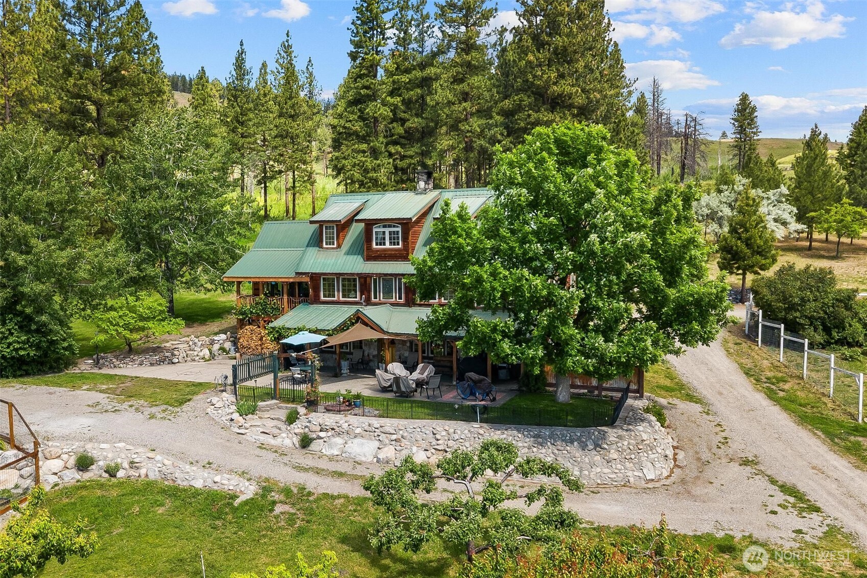 main property photo 35
