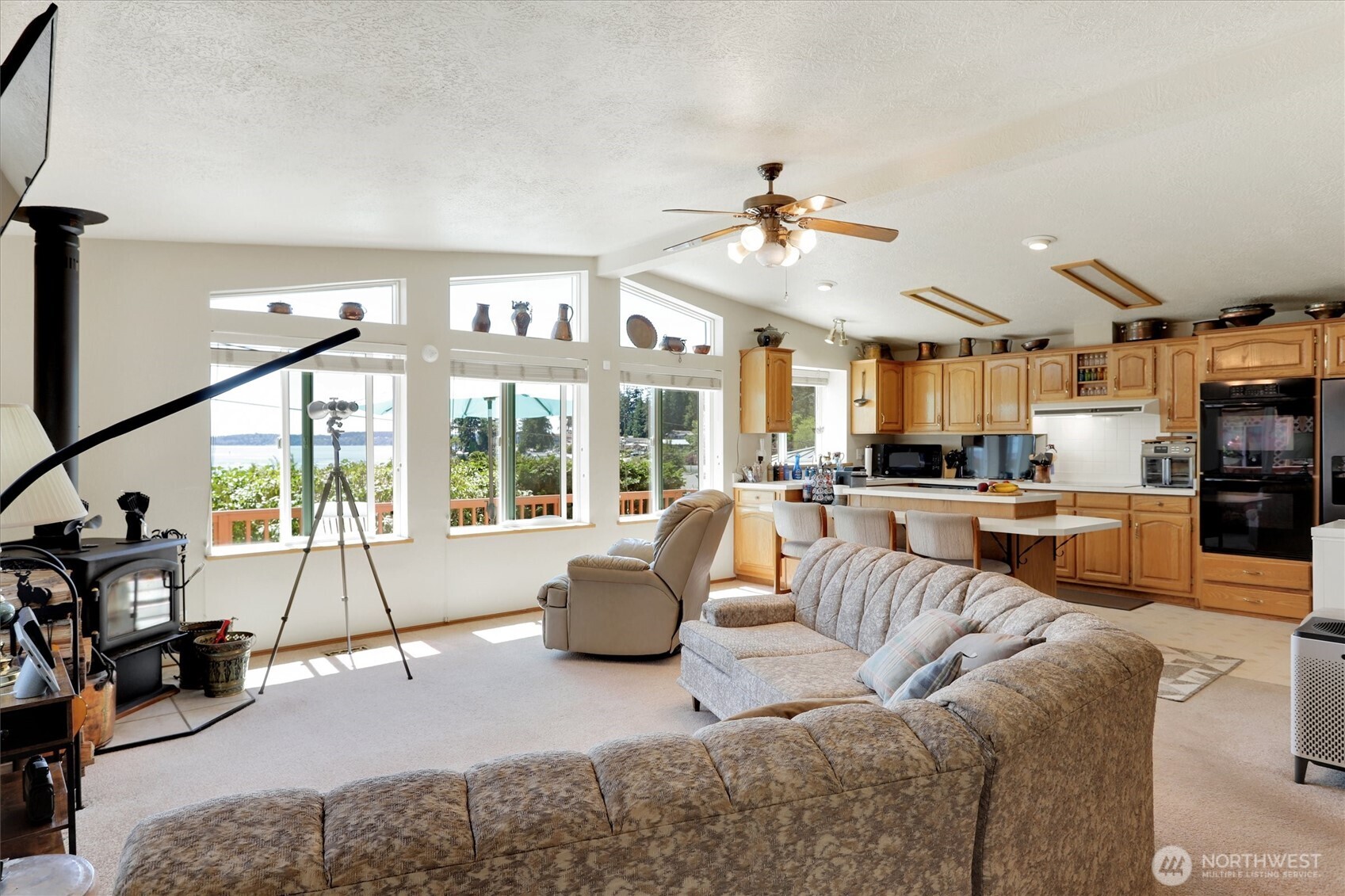 property viewer photo 6