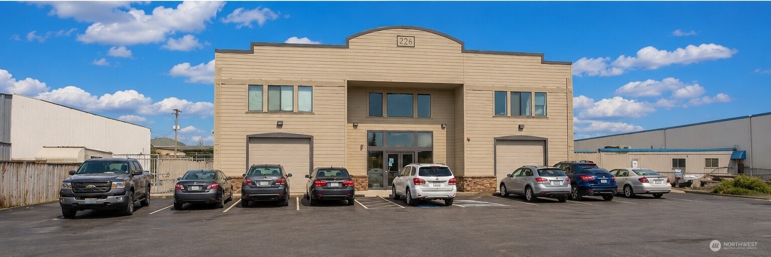 main property photo 1