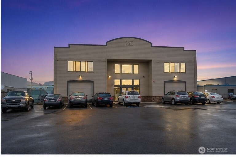 main property photo 5
