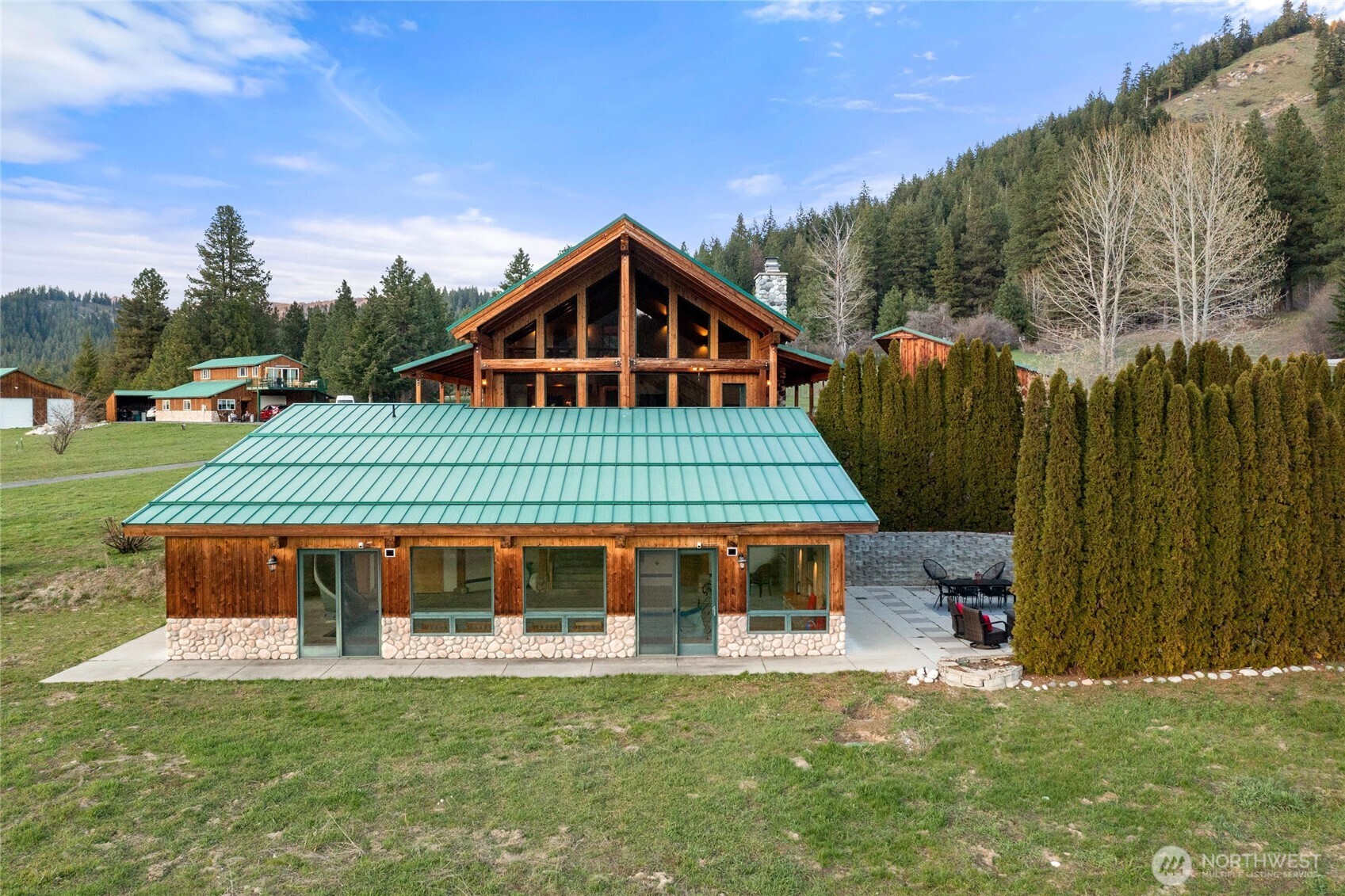 main property photo 31