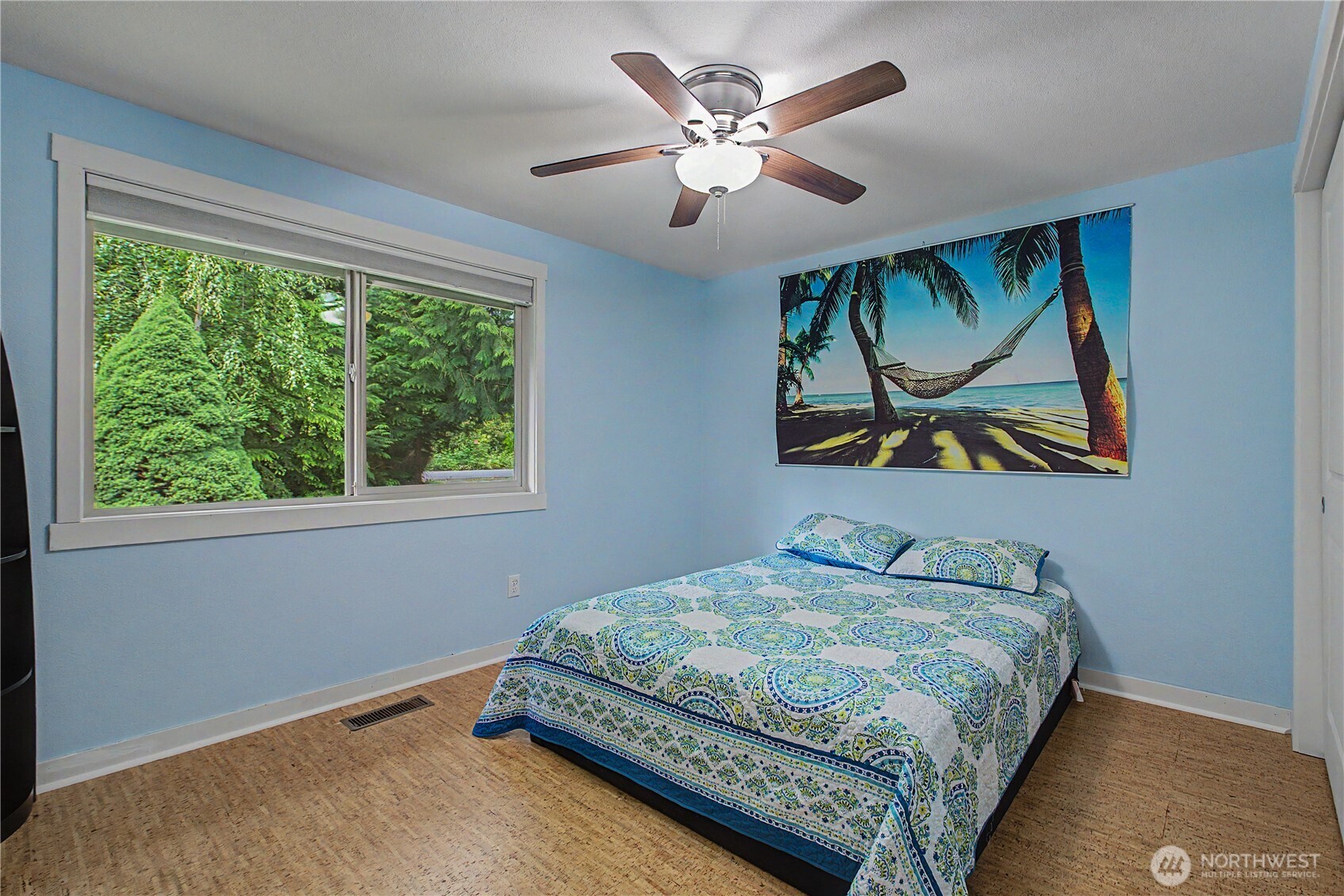 property viewer photo 27