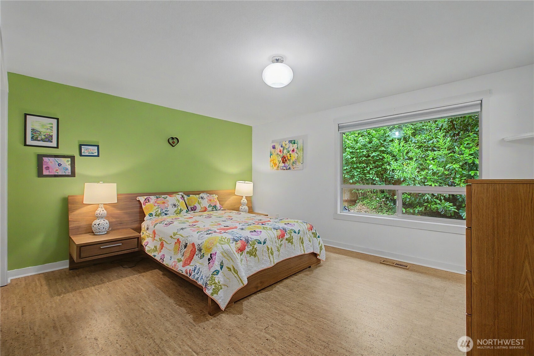 property viewer photo 30