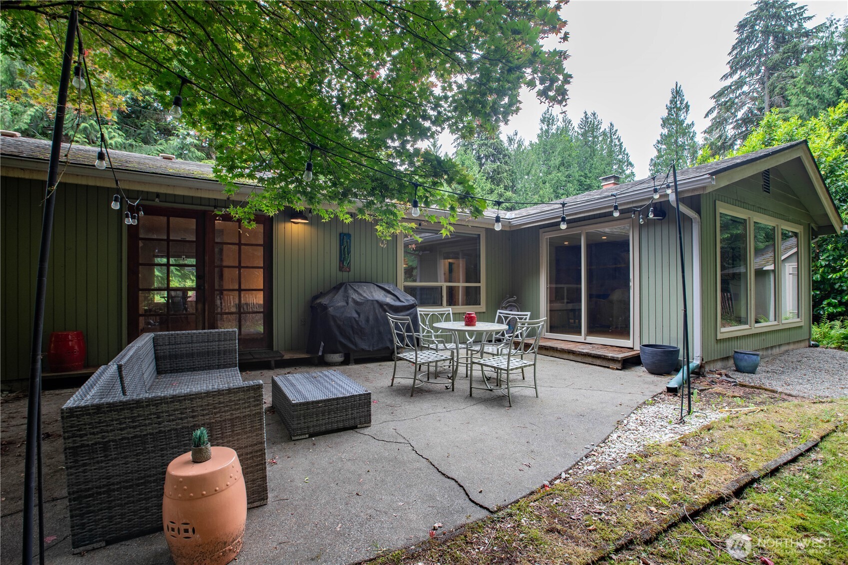 property viewer photo 36