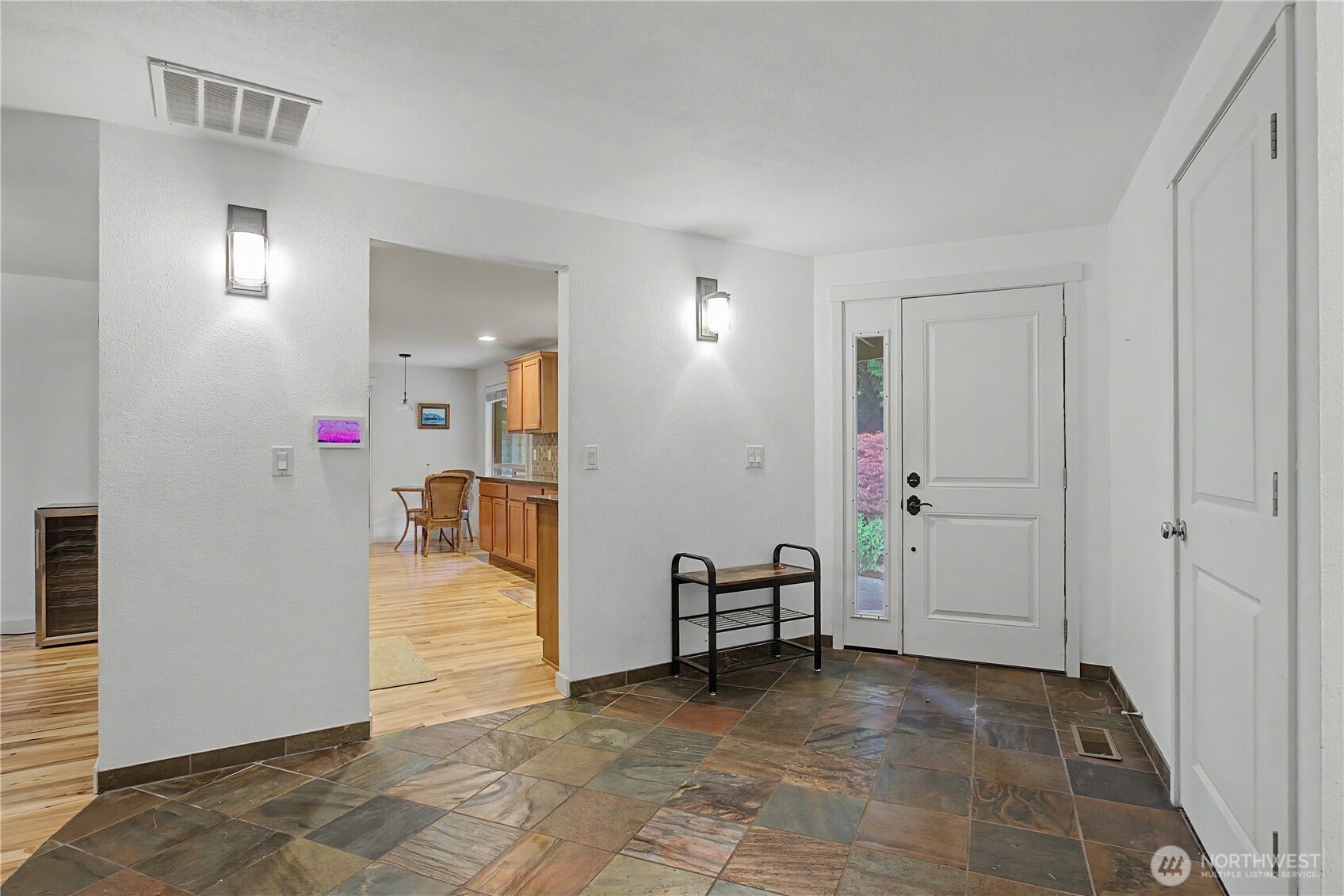 property viewer photo 4