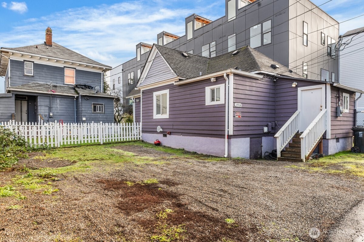 property viewer photo 15