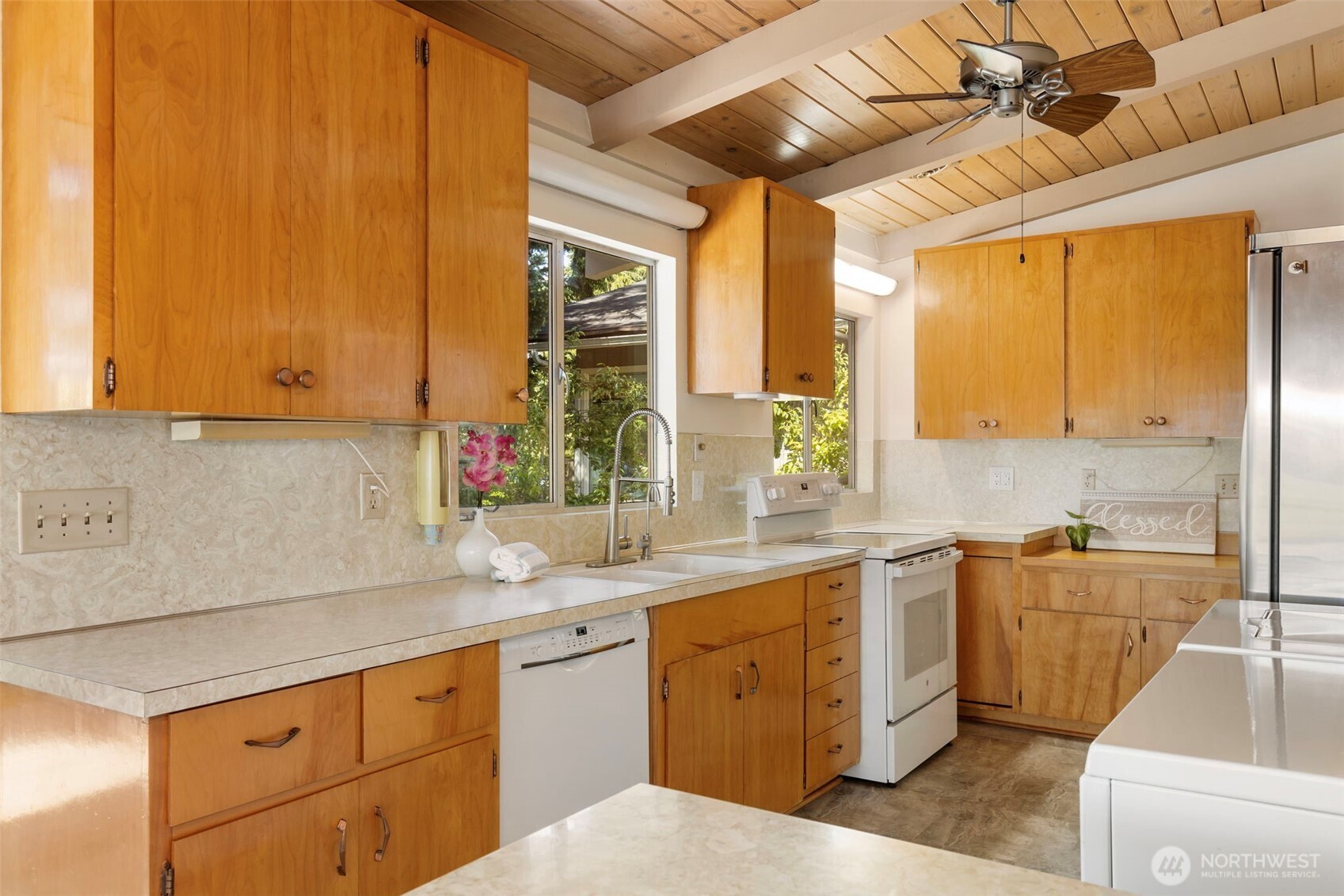 property viewer photo 11