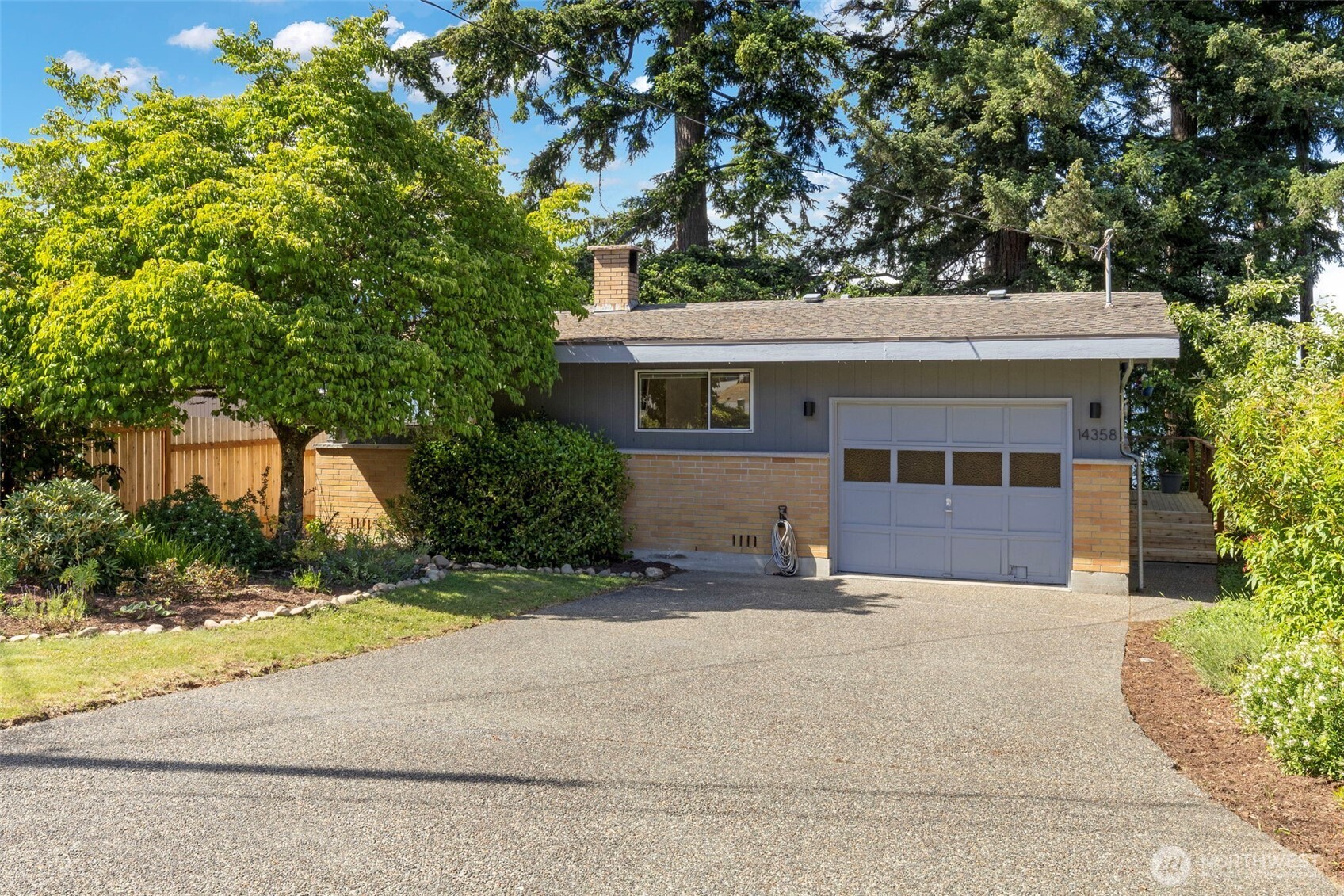 property viewer photo 2