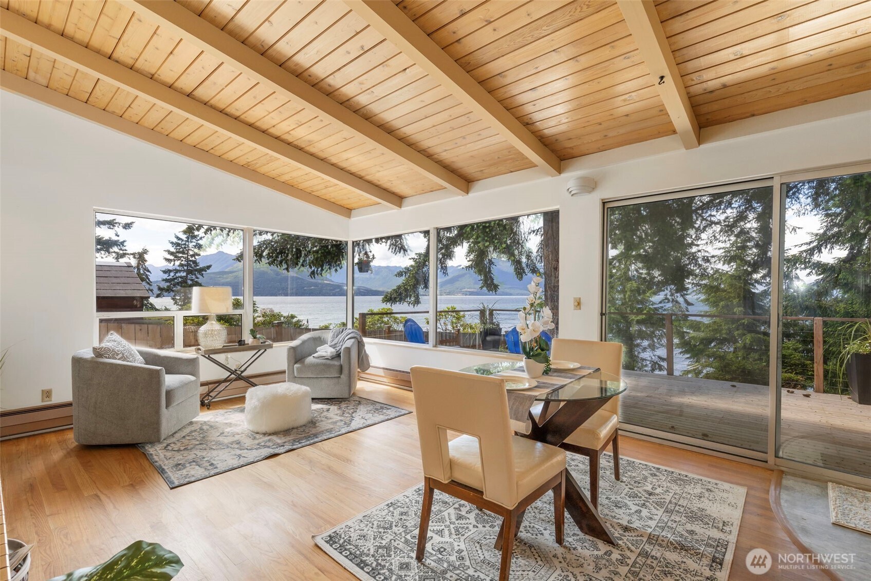property viewer photo 5