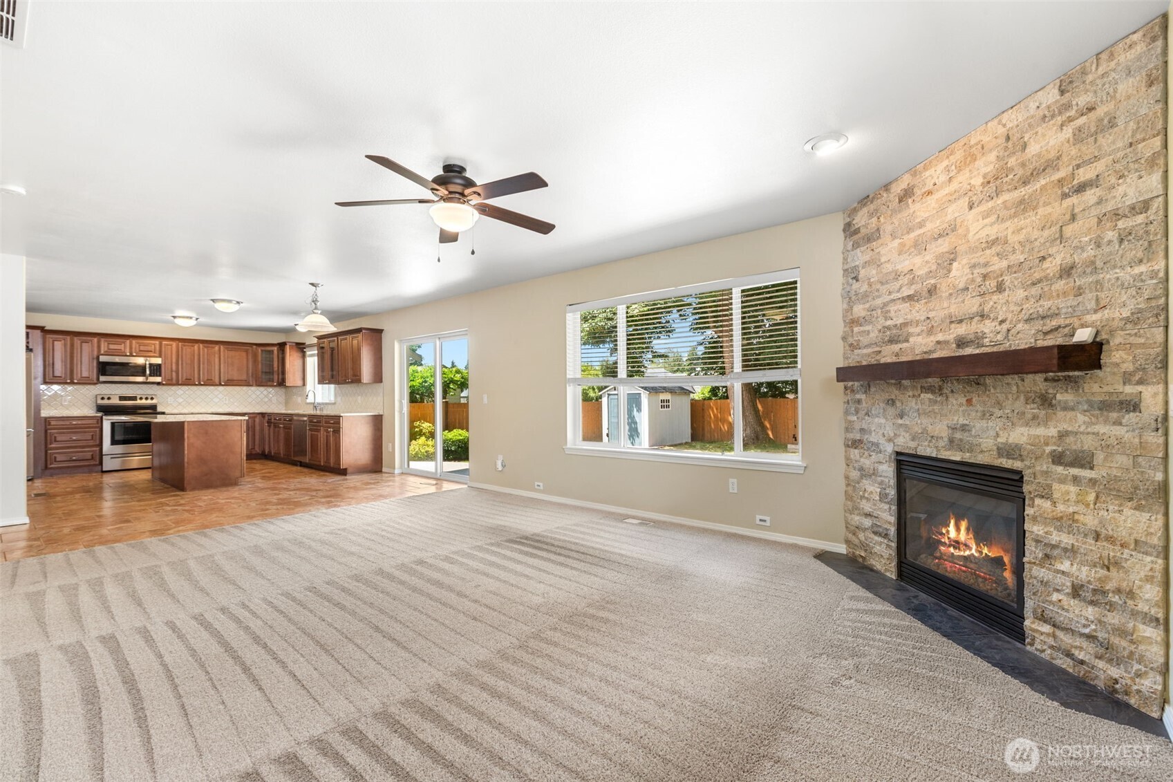 property viewer photo 12