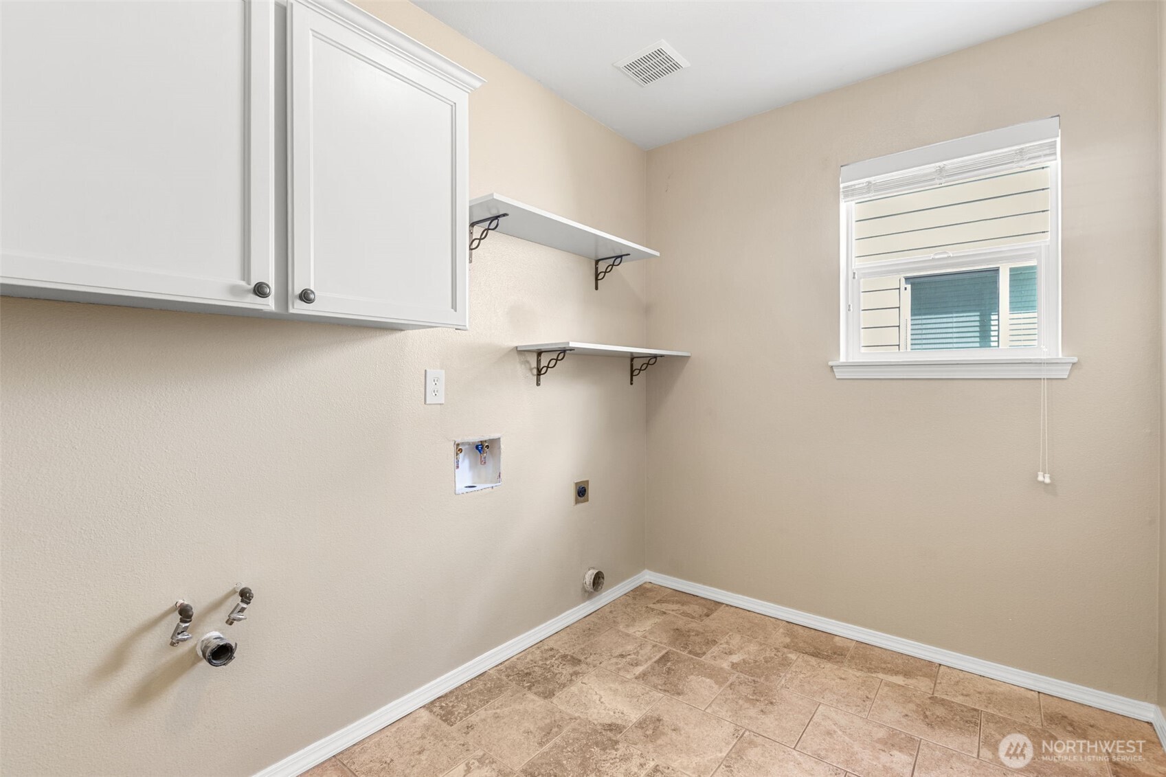 property viewer photo 14