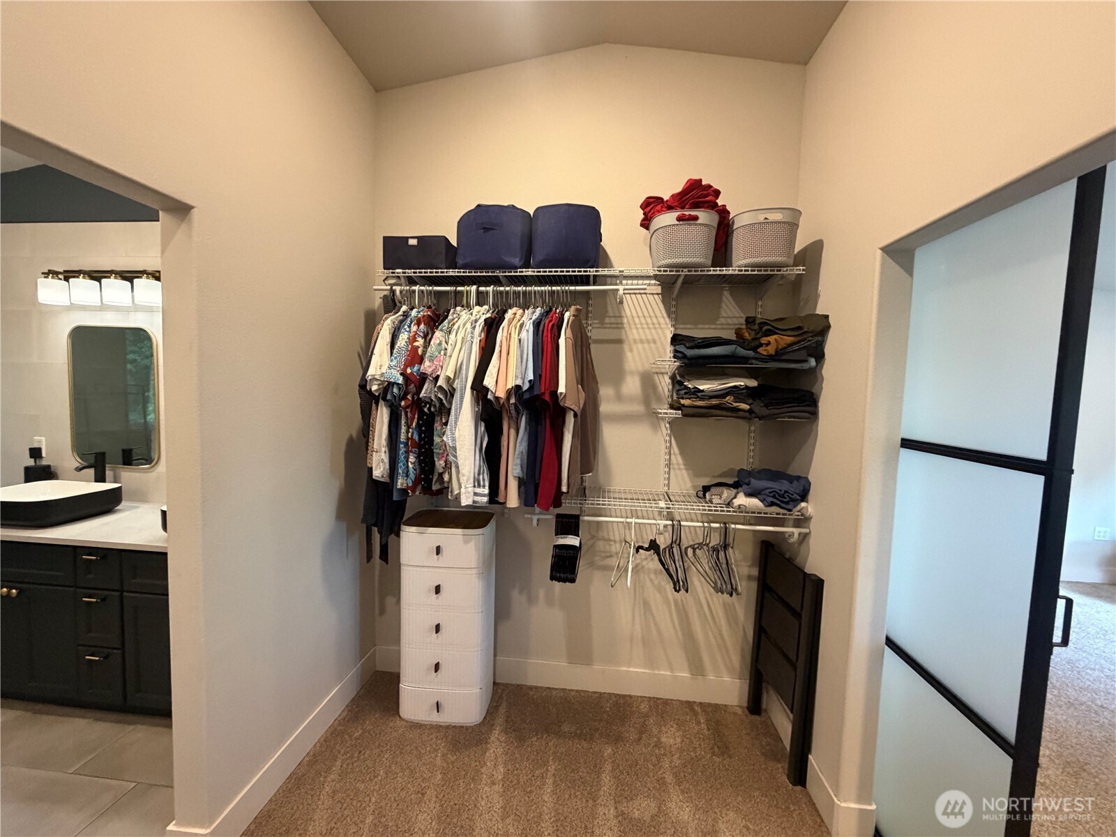 property viewer photo 29