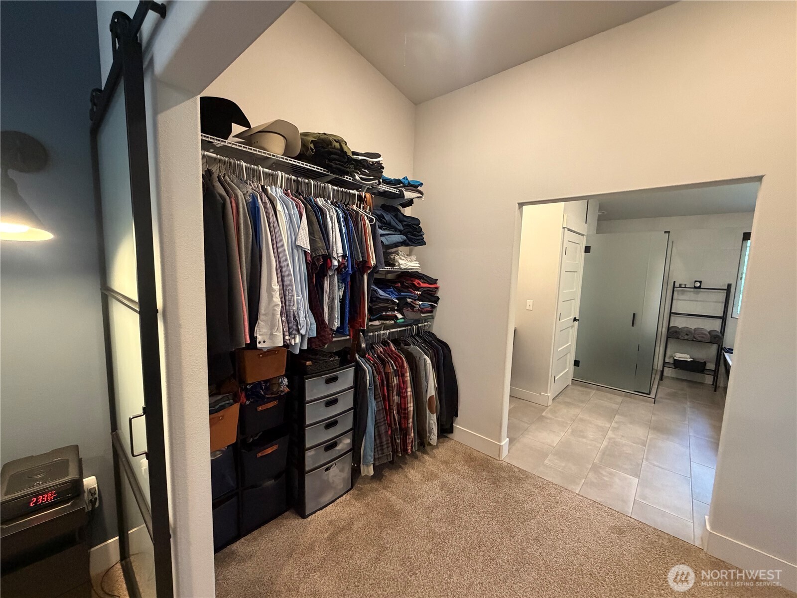 property viewer photo 30