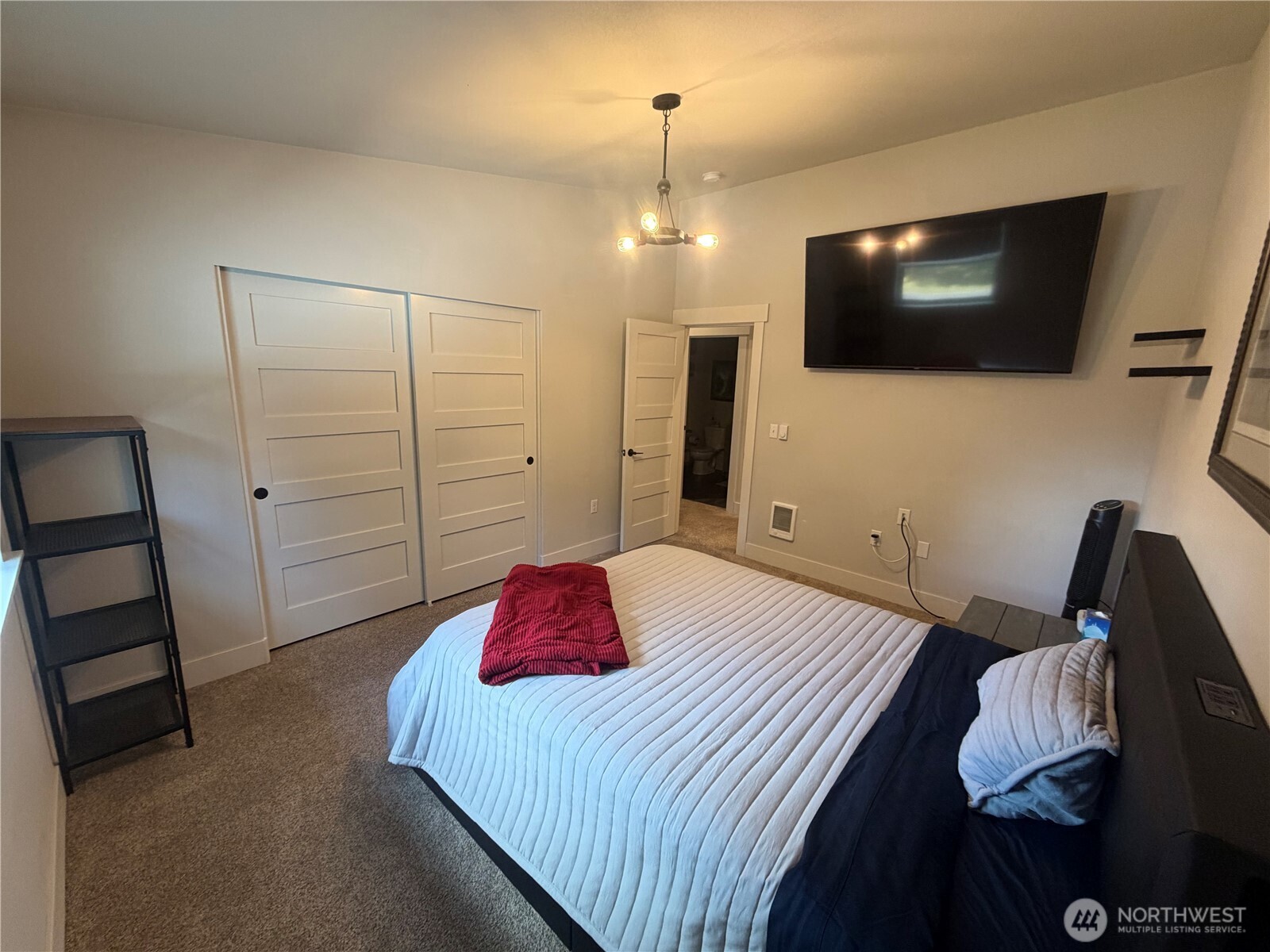 property viewer photo 31