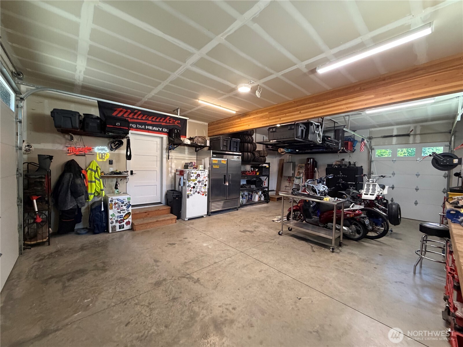 property viewer photo 38