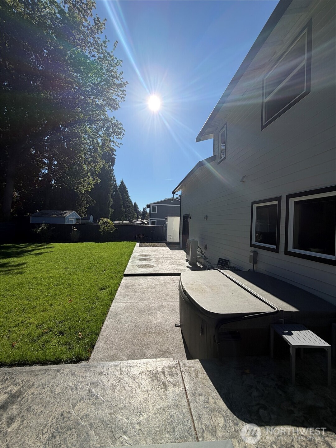 property viewer photo 7