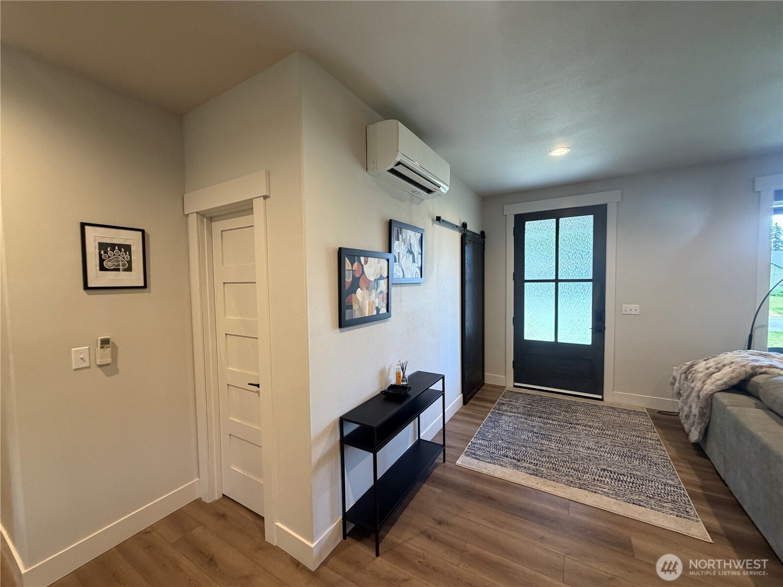 property viewer photo 8