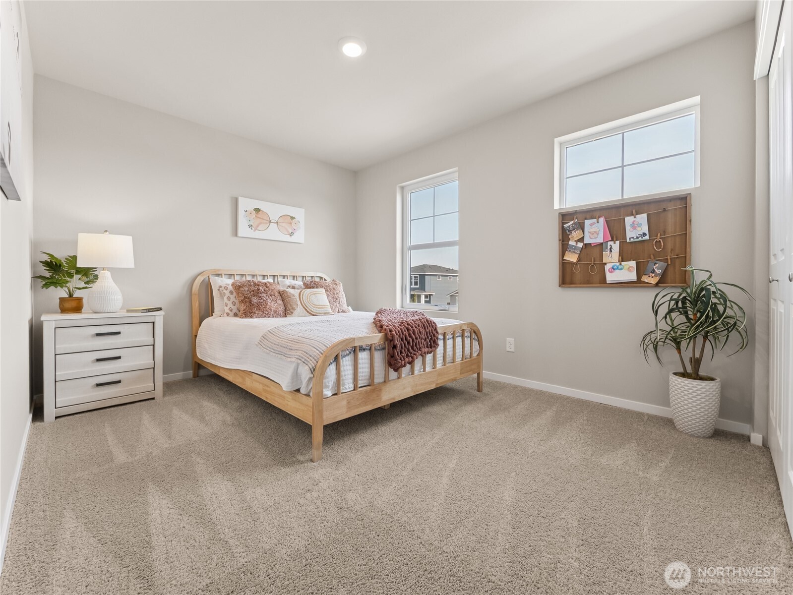 property viewer photo 15