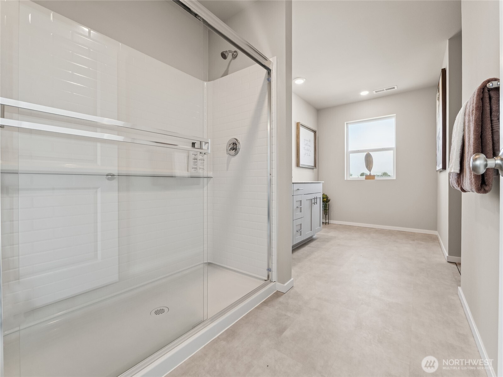property viewer photo 20