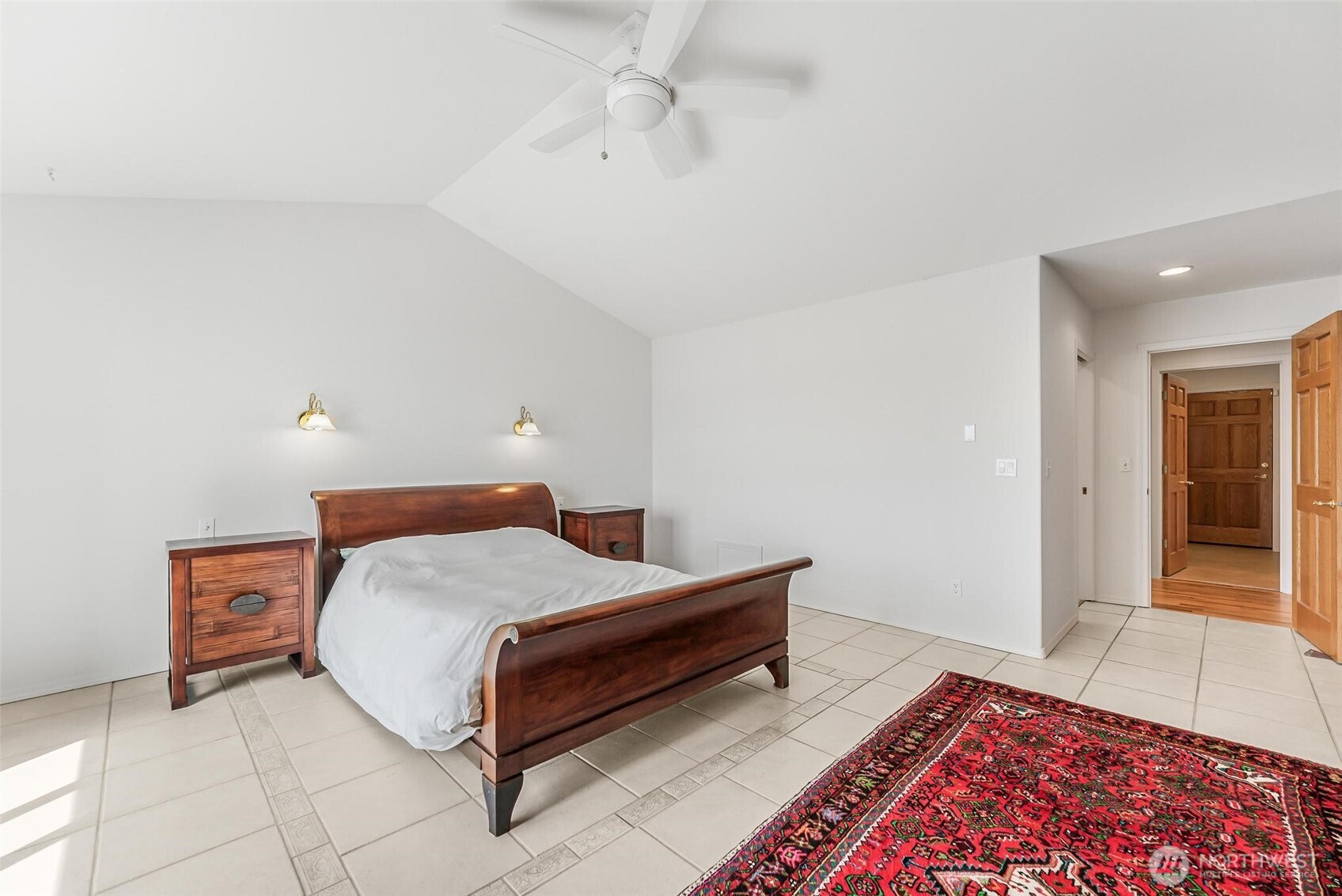 property viewer photo 16
