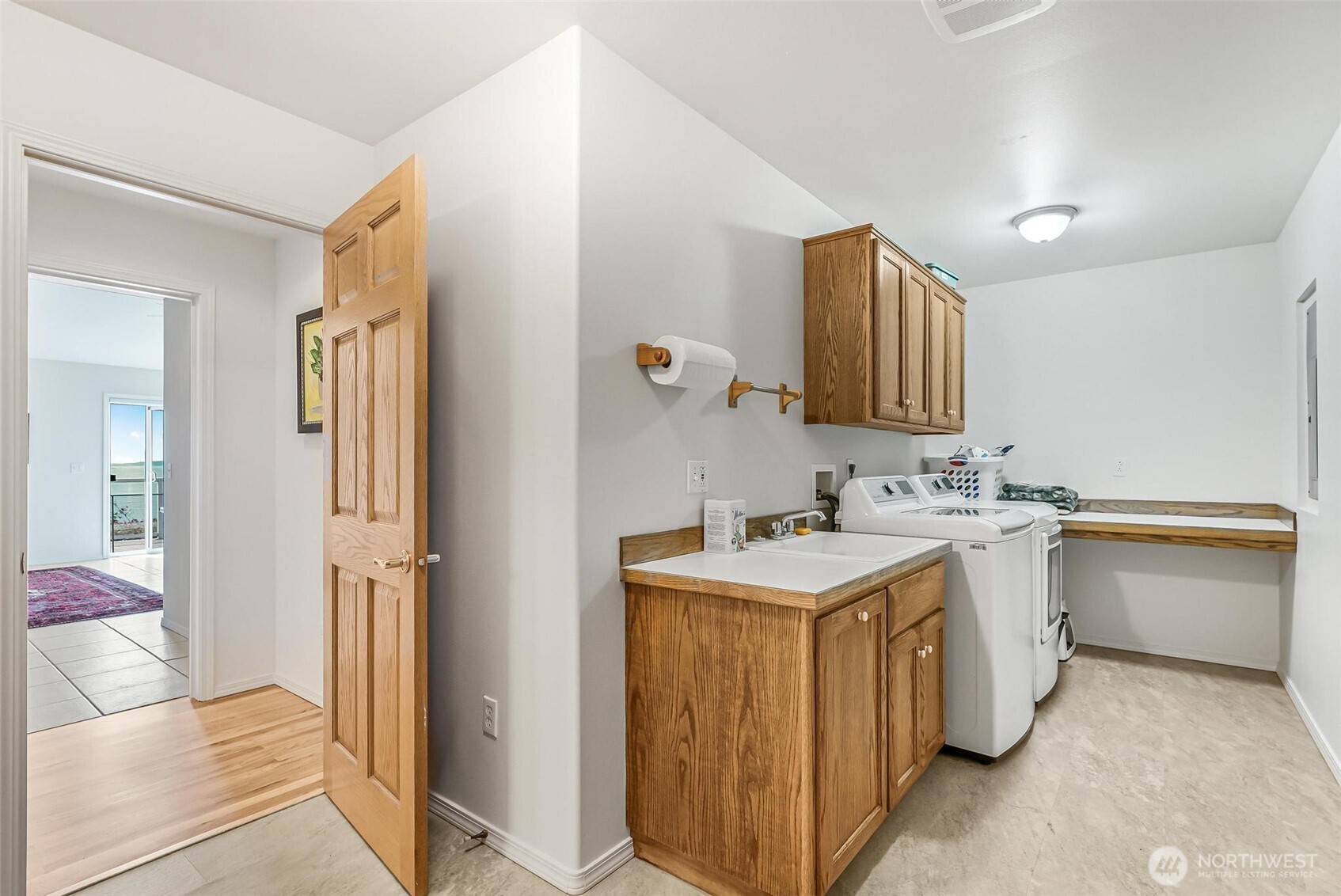 property viewer photo 19