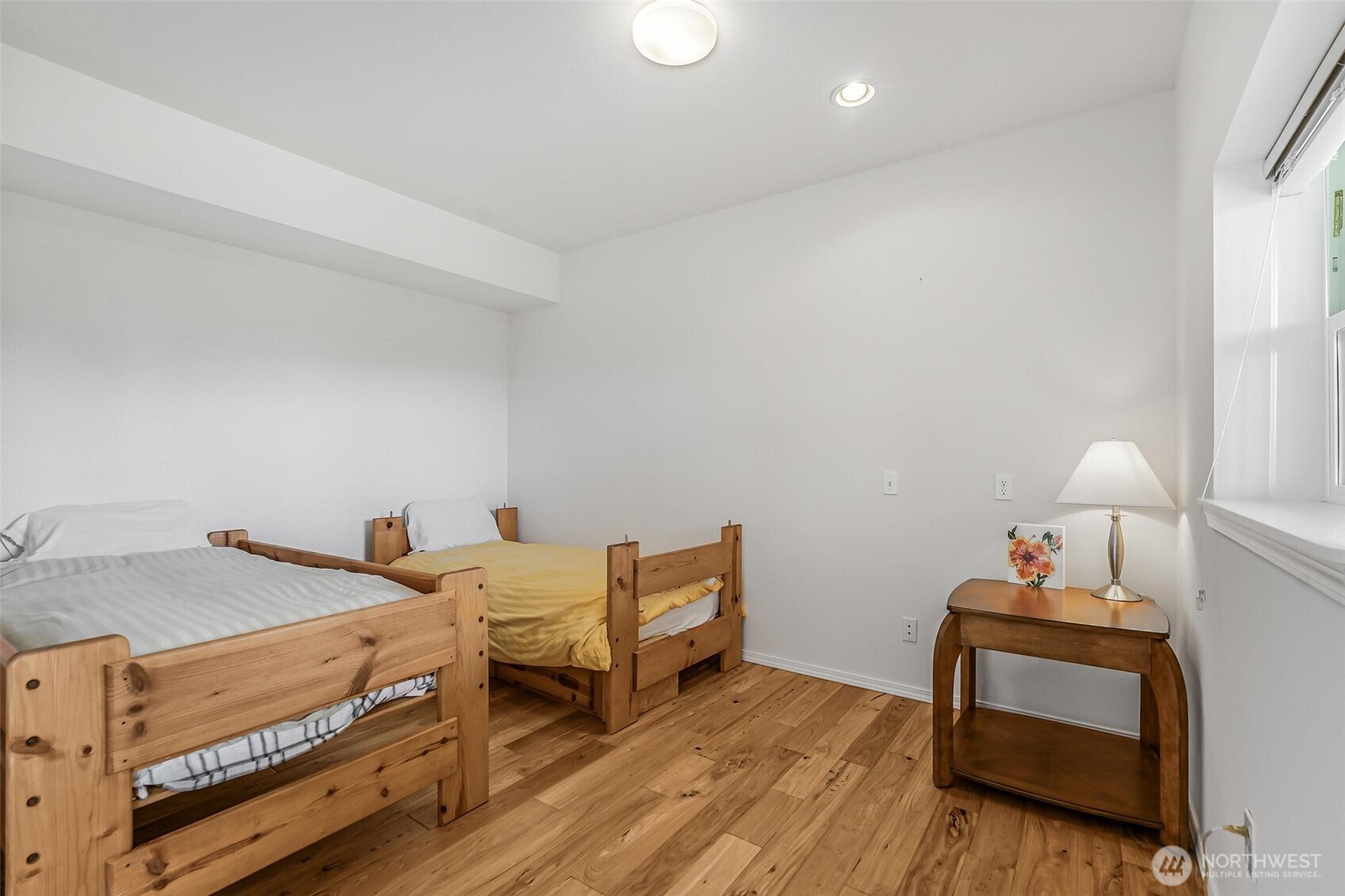 property viewer photo 28