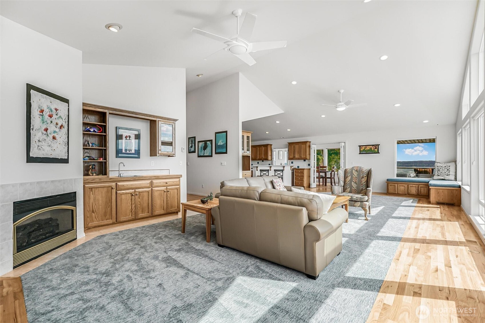 property viewer photo 6