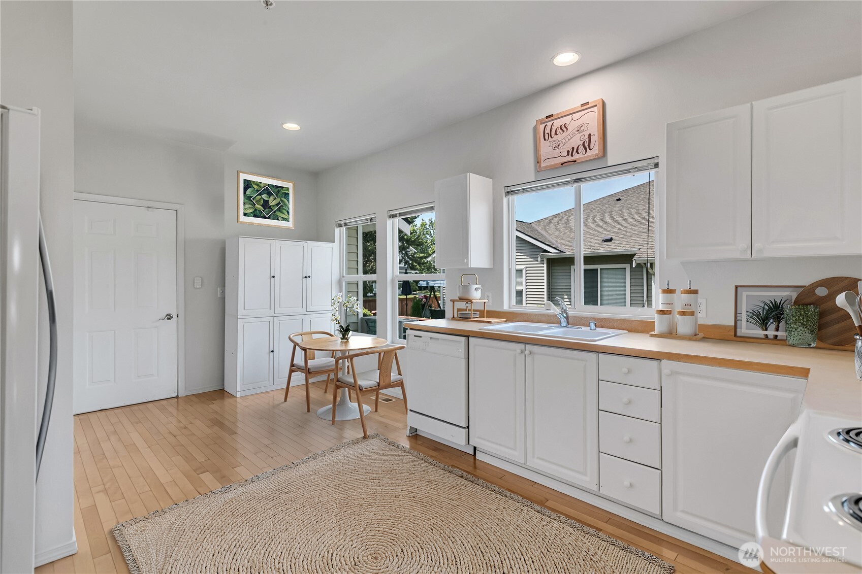property viewer photo 12